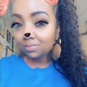 Meet your Posher, Syretta